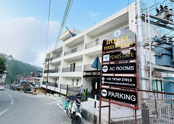 Hotel Pines And Peeks By Tws Hotels